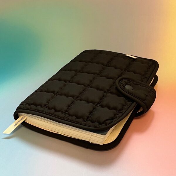 Shirring Quilted Fabric Book Cover [for B6-sized / A5-sized Book] - Image 3