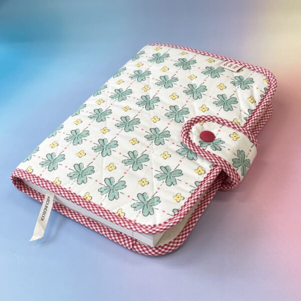 Quilted Clover Fabric Book Cover [for B6-sized / A5-sized Book] - Image 2